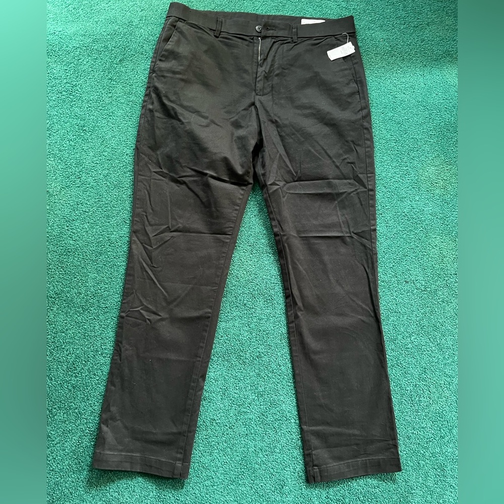 34x32 GAP Chinos Khakis NWT